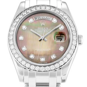 Rolex Day-Date Mother of Pearl – Black Dial 18946 36 mm