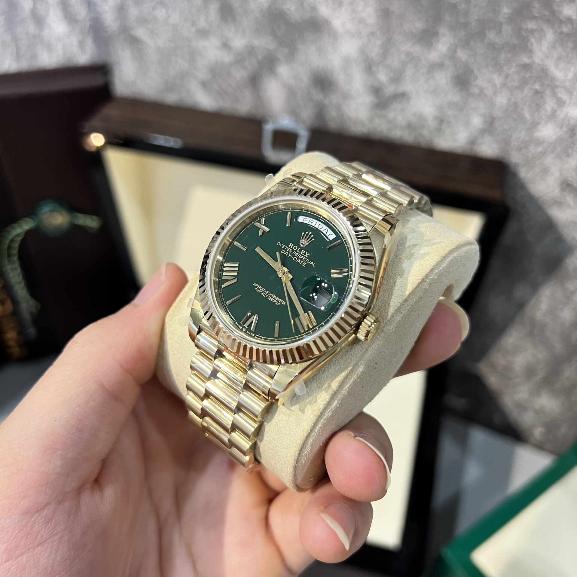 Superclone Rolex Day-Date Green Dial 228238-0061 40 mm - Image 3
