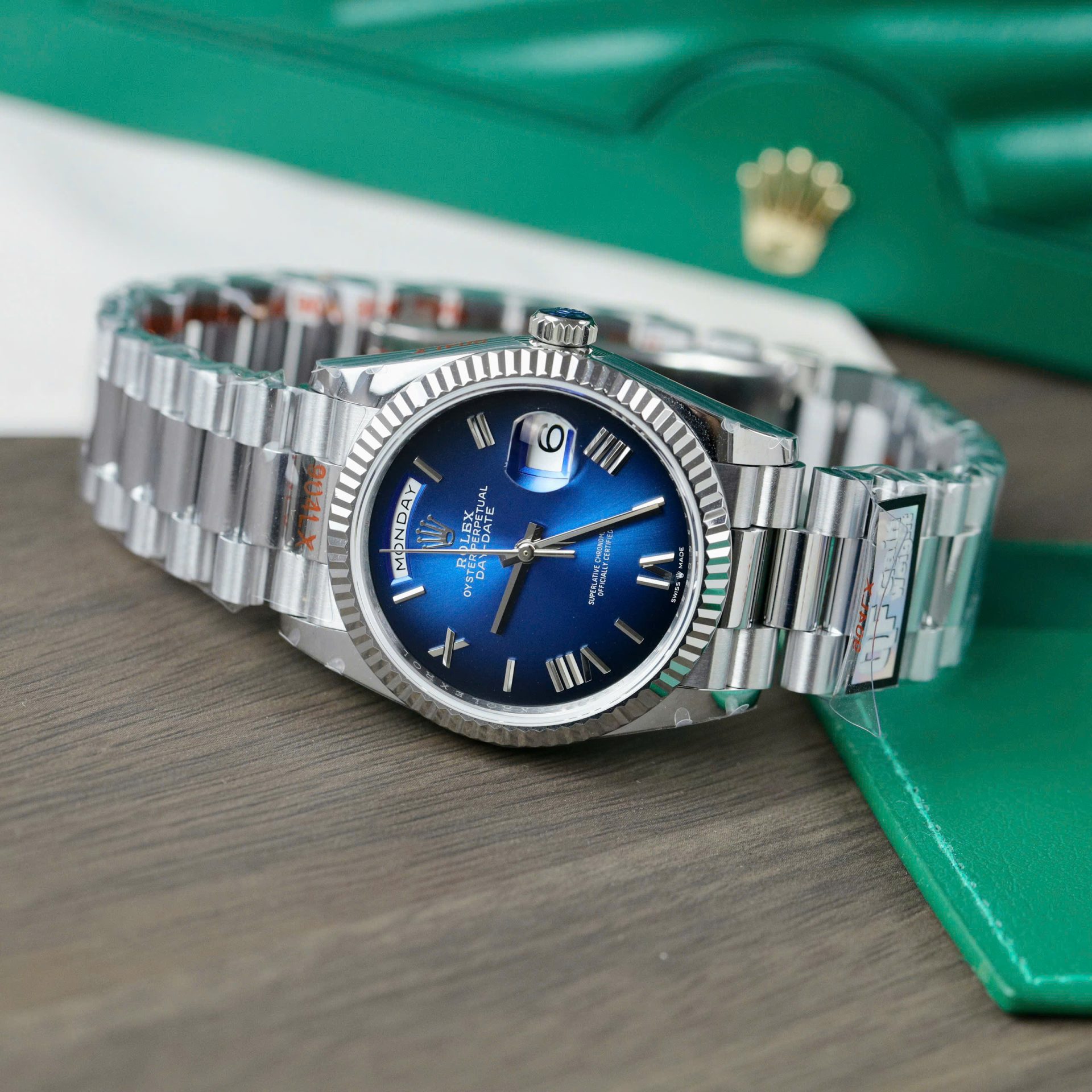 Superclone Rolex Day-Date Blue Ombré Dial 128239-0063 36 mm - Image 4