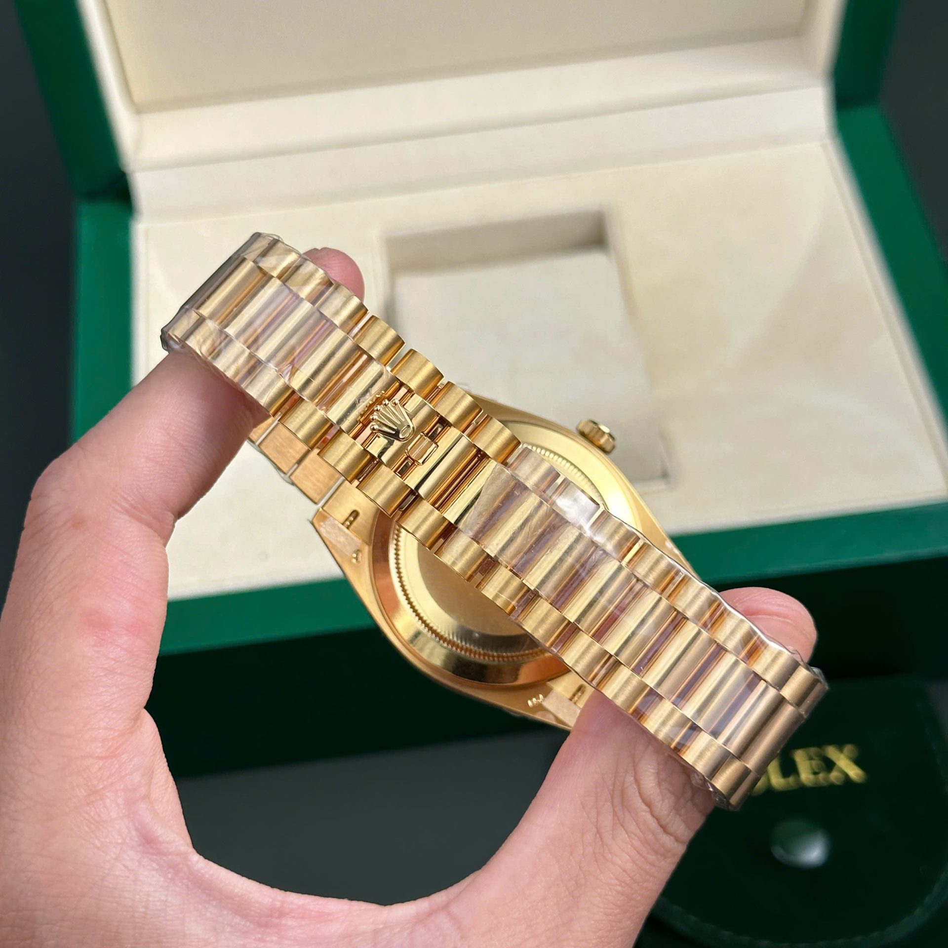 Superclone Rolex Day-Date Champagne Diamond Dial 128238-0132 36 mm - Image 9
