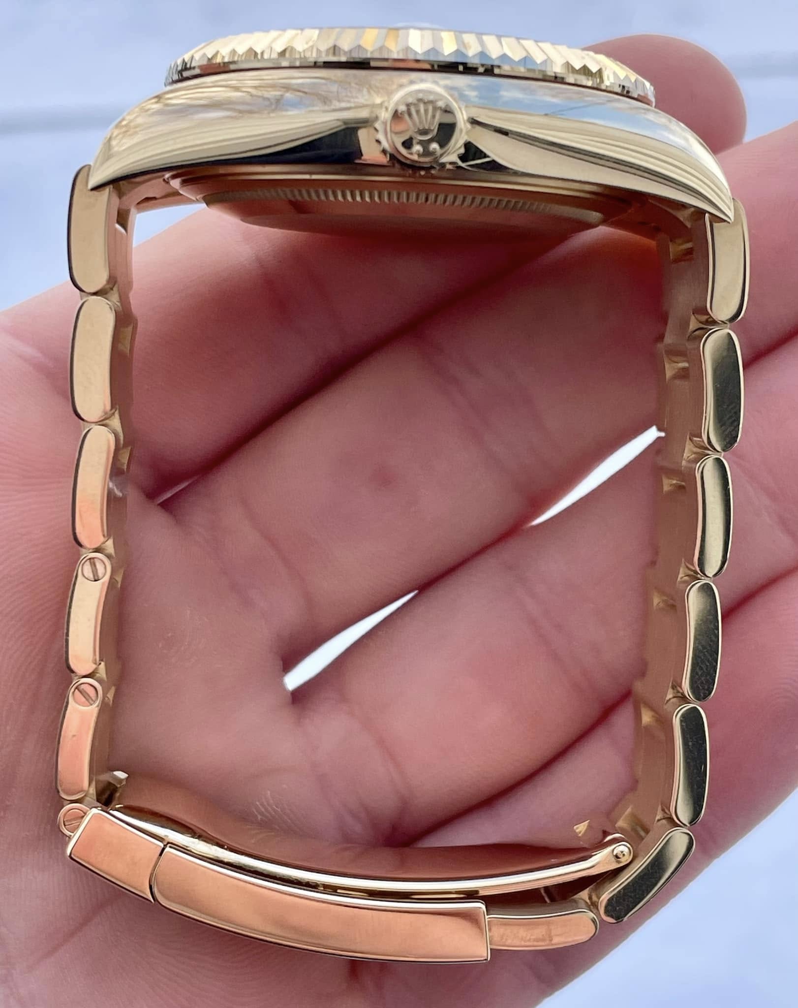 Superclone Rolex Sky-Dweller Intense white Dial 336938 - Image 4