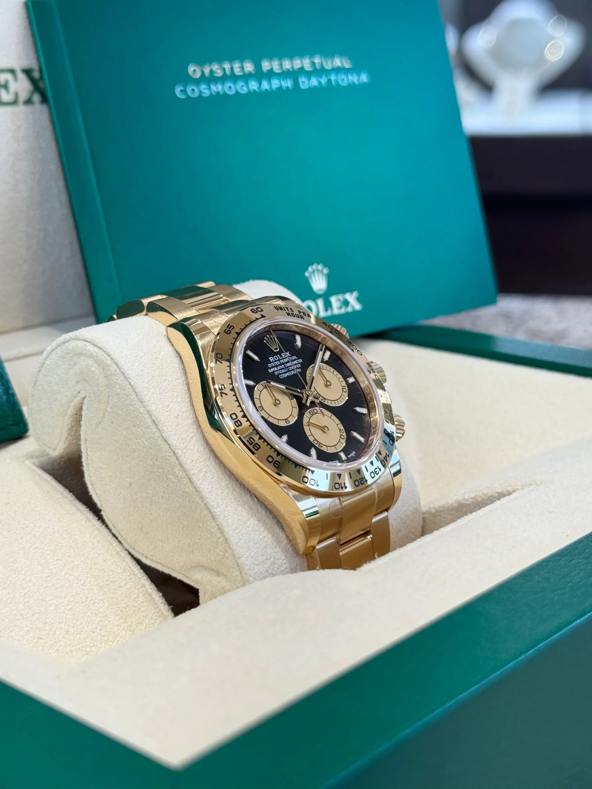 Superclone Rolex Daytona Black Dial 126508 - Image 4