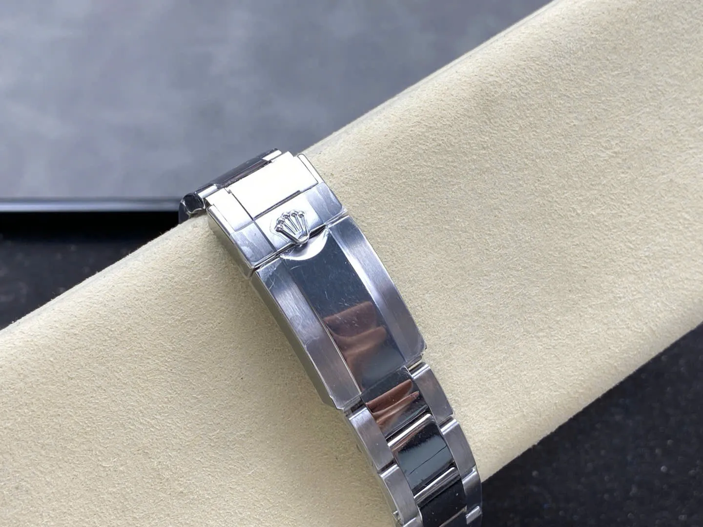 Superclone Rolex Daytona 126509 Bright Blue Dial - Image 8