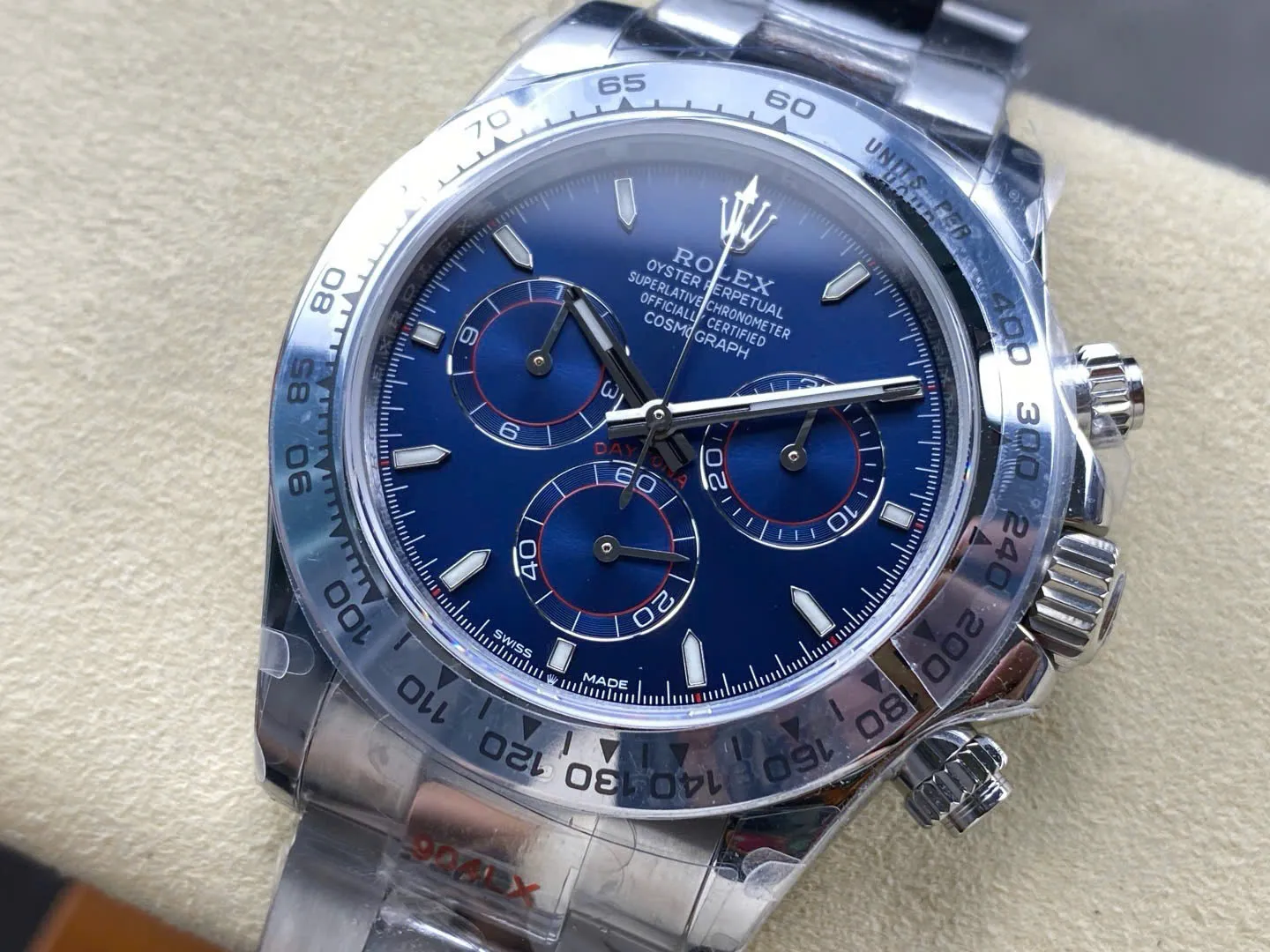 Superclone Rolex Daytona 126509 Bright Blue Dial - Image 4