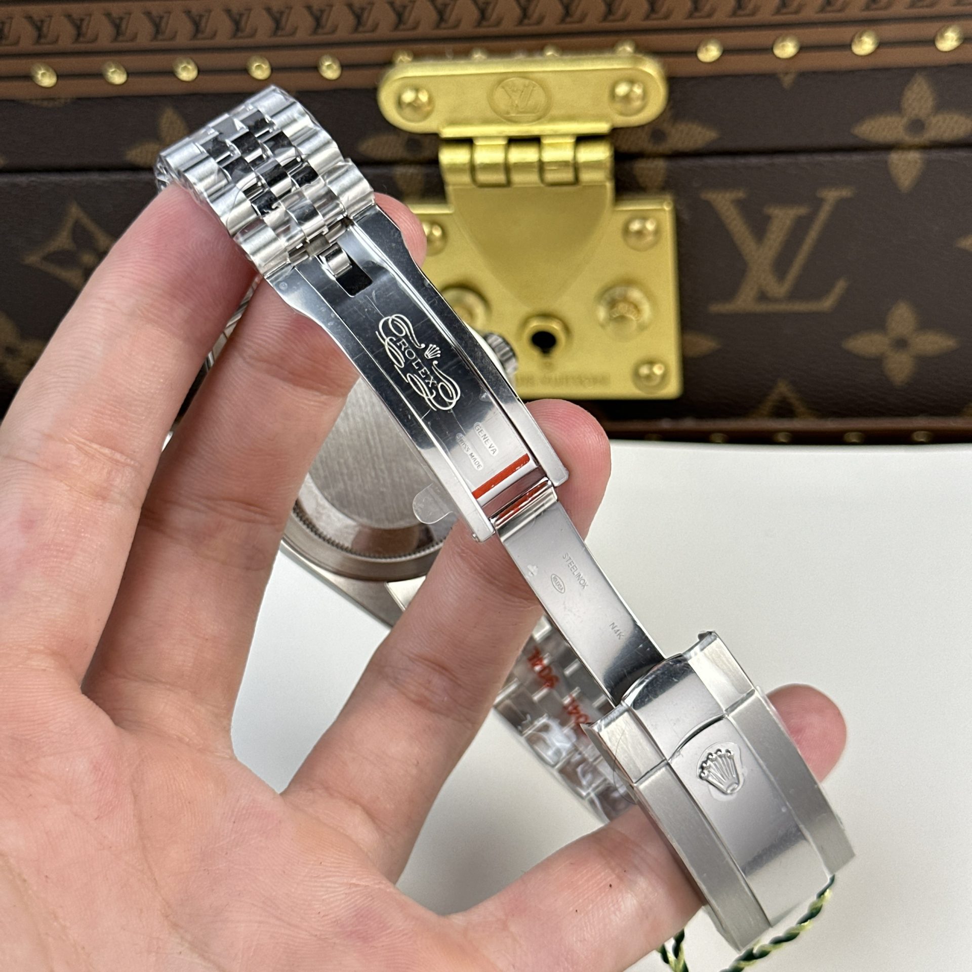 Superclone Rolex Sky-Dweller Mint green Dial 336934 Jubilee - Image 9