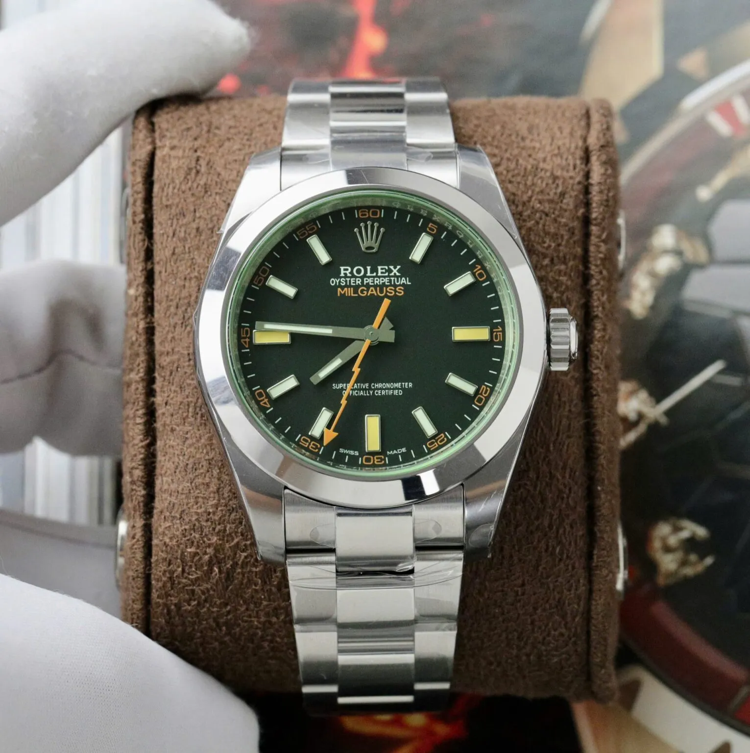 Rolex Milgauss Black Dial 116400GV - Image 2