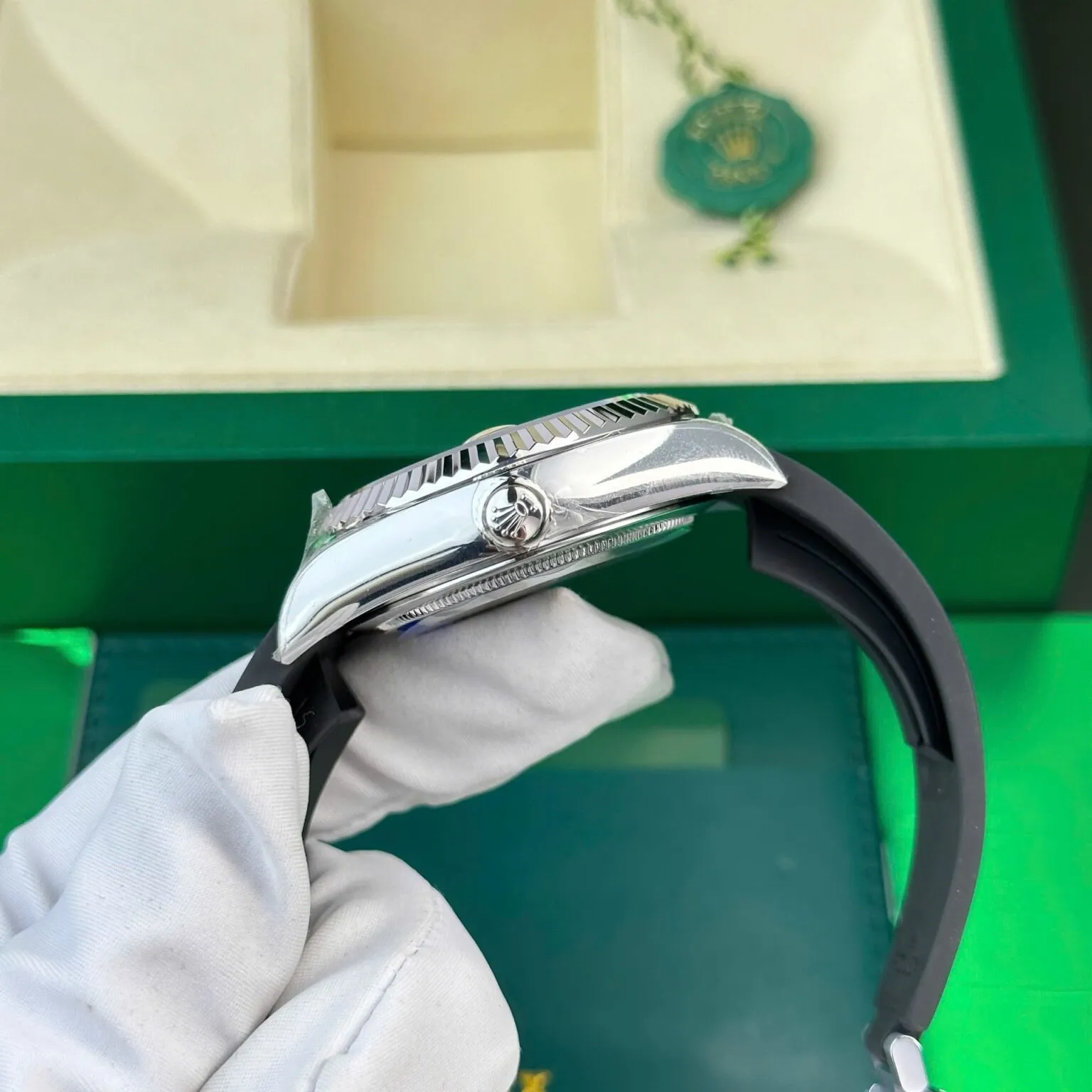 Superclone Rolex Sky-Dweller Intense white Dial 336239 - Image 10