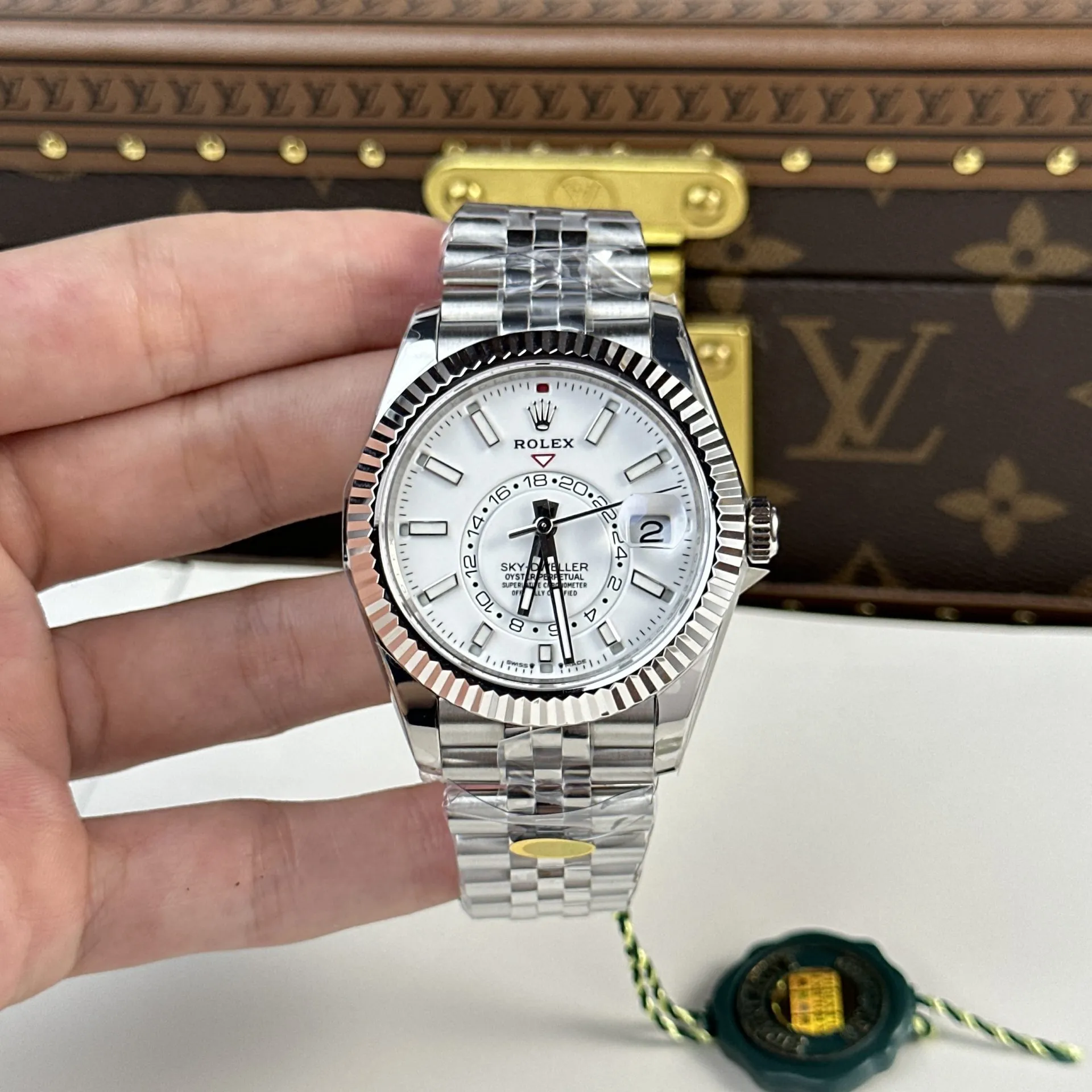 Superclone Rolex Sky-Dweller Intense white Dial 336934 Jubilee - Image 2