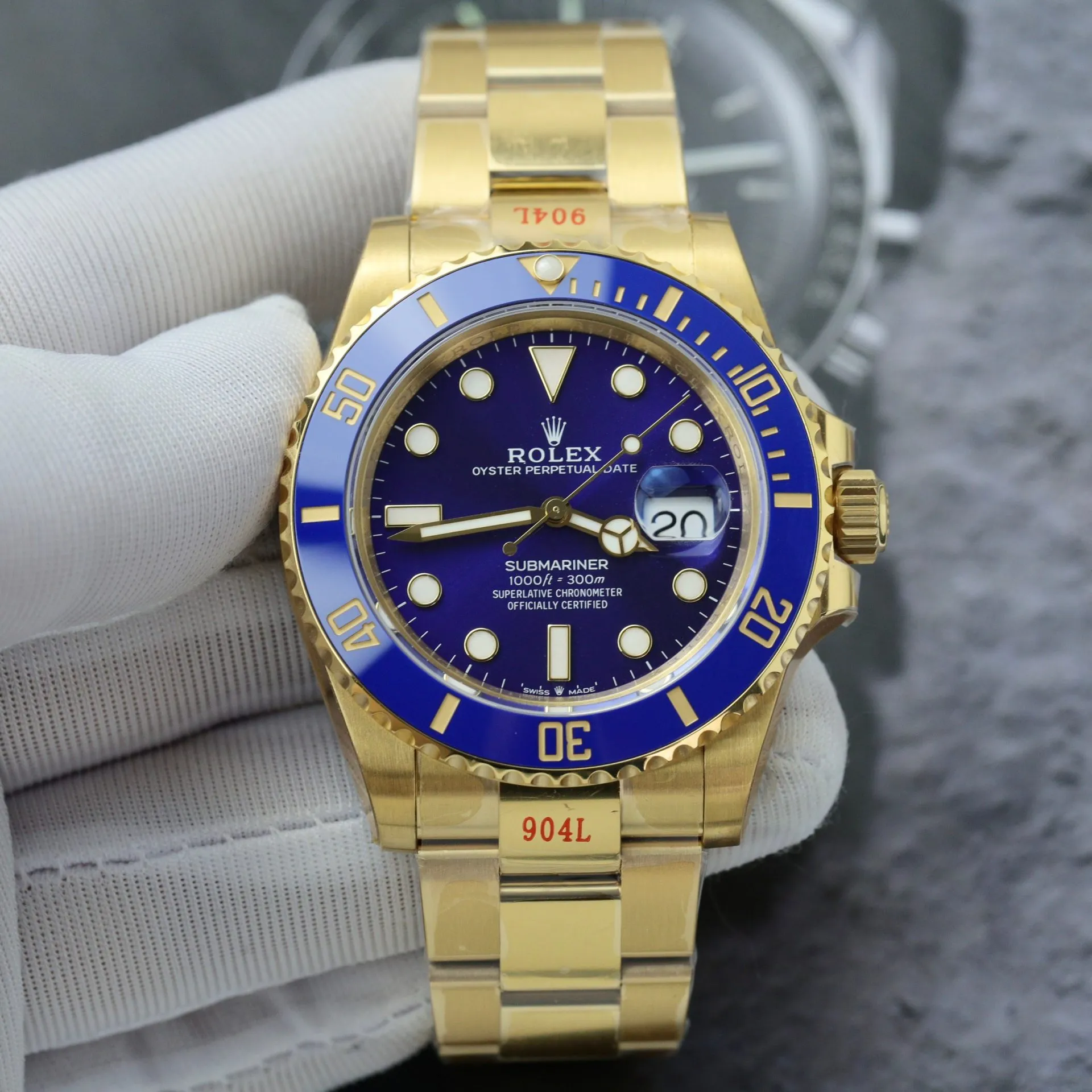 Rolex Submariner Blue Dial 126618LB - Image 2