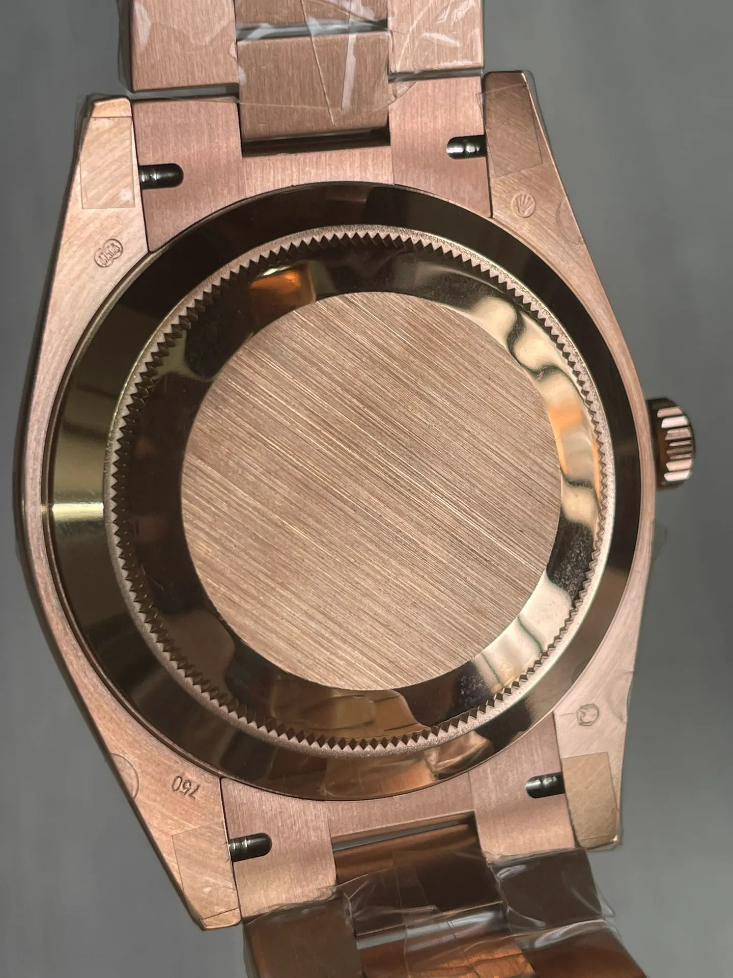 Superclone Rolex Day-Date Olive Dial 128235 36 mm - Image 5